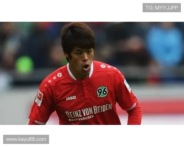 澳超奥克兰FC续约酒井宏树